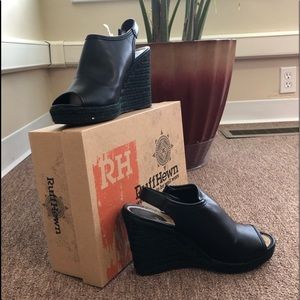 Ruff Hewn Charlie wedge sz 9